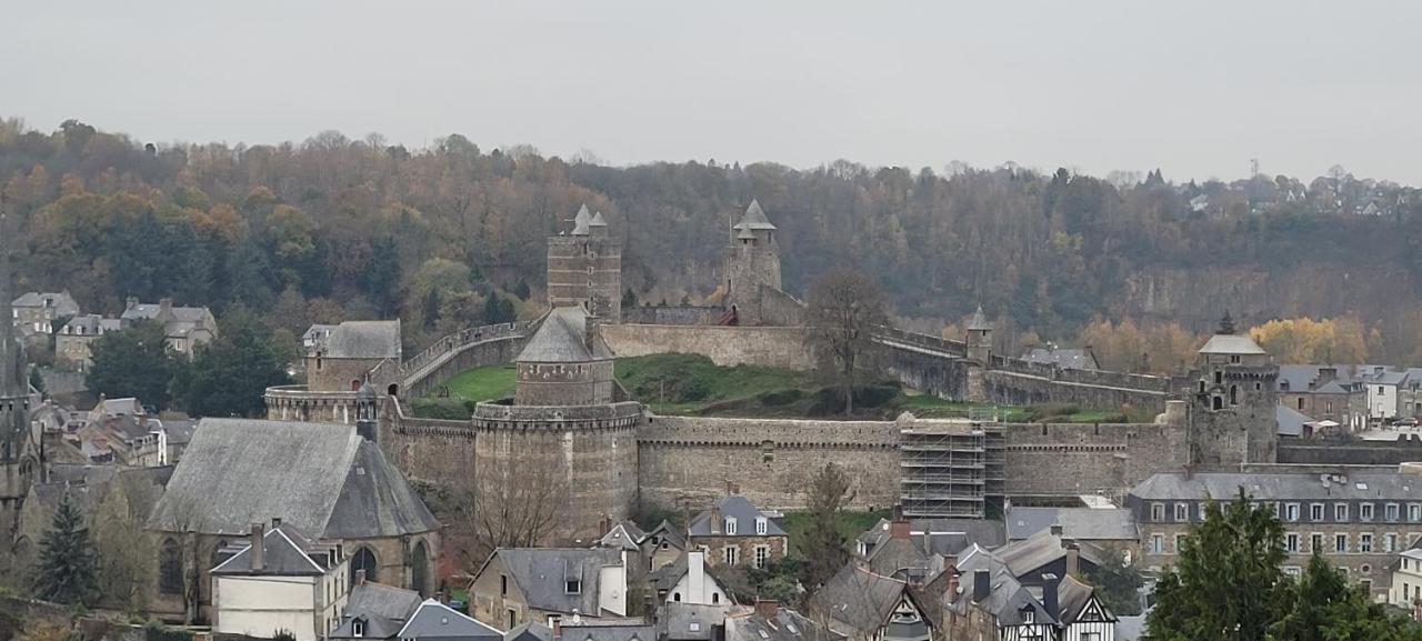 Bed and Breakfast Le Jardin Des Fees Savigny-le-Vieux Екстер'єр фото