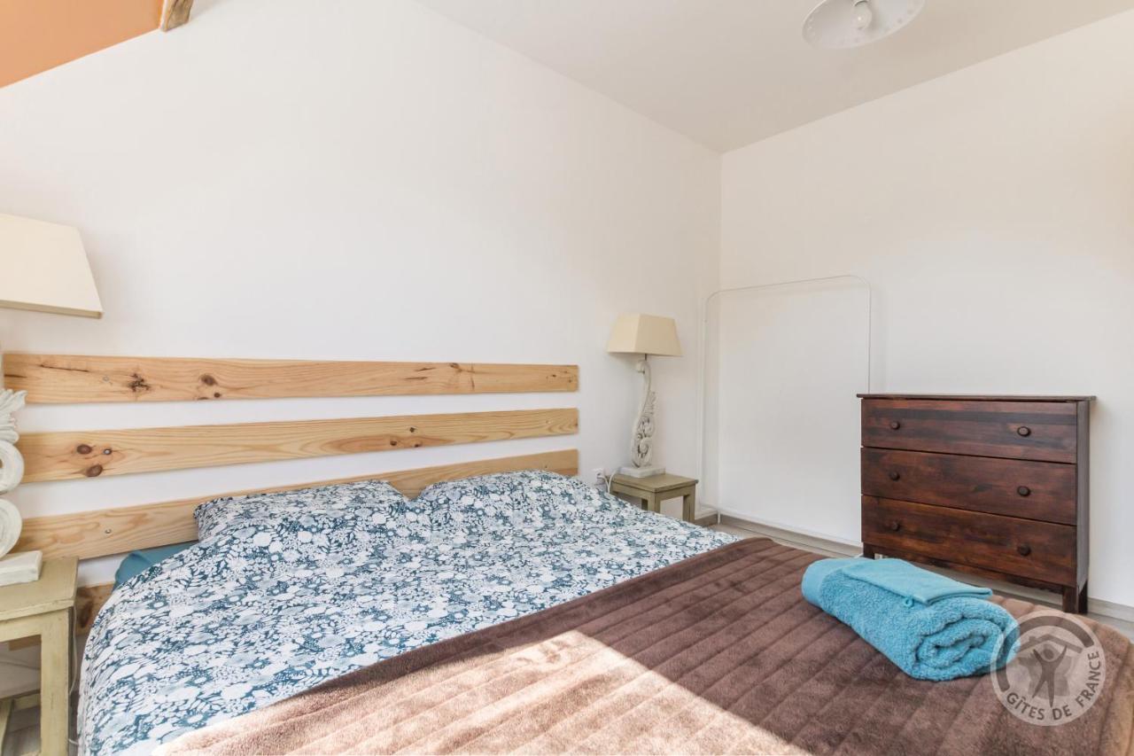 Bed and Breakfast Le Jardin Des Fees Savigny-le-Vieux Екстер'єр фото